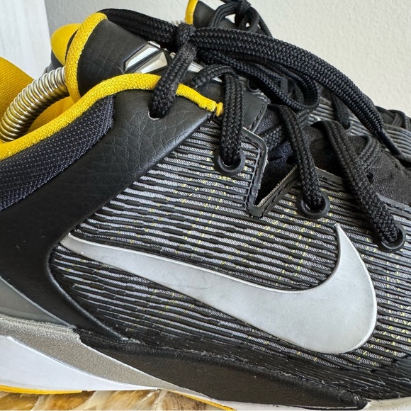 Nike Kobe 7 Supreme Del Sol Men's Black and Yellow Athletic Shoes size 9 - Picture 2 of 12